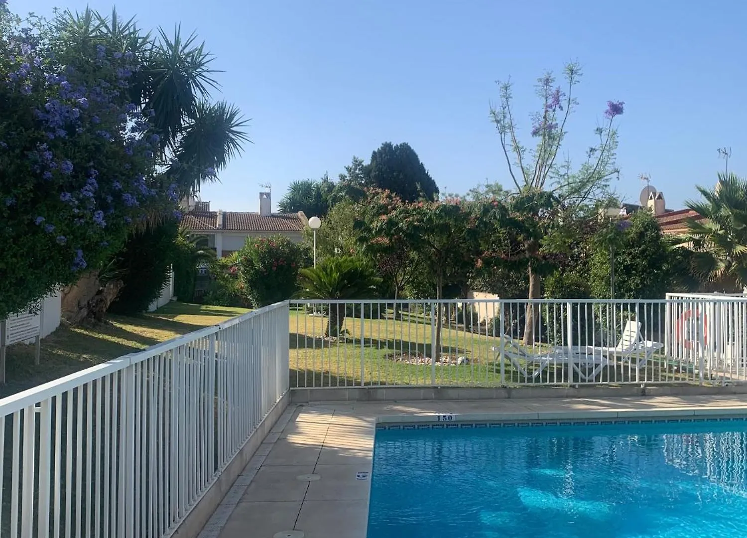 Charming Townhouse For Rent Apartment Fuengirola